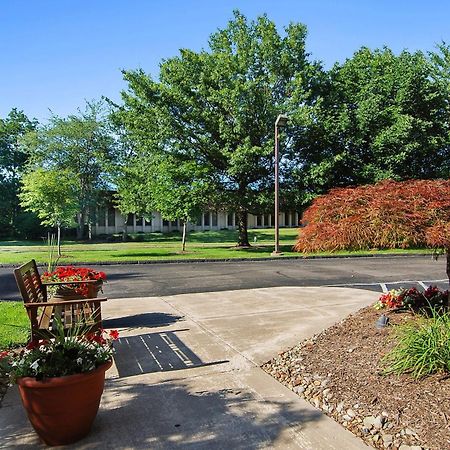 Red Roof Inn Cleveland - Westlake Exterior foto